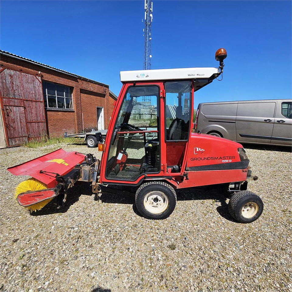 Toro Groundsmaster 228 D - Коммунальная/ Специальная техника: фото 5 Toro Groundsmaster 228 D - Коммунальная/ Специальная техника: фото 5
