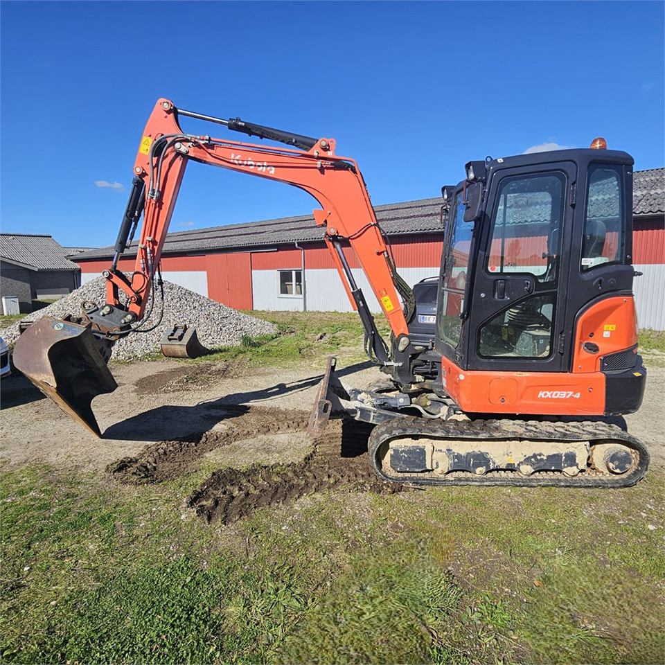 Kubota KX037-4 - Мини-экскаватор: фото 1 Kubota KX037-4 - Мини-экскаватор: фото 1