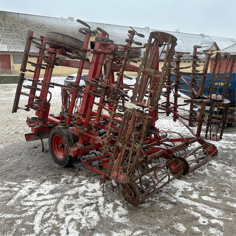 Kverneland Combinator 5000 - Культиватор: фото 5 Kverneland Combinator 5000 - Культиватор: фото 5