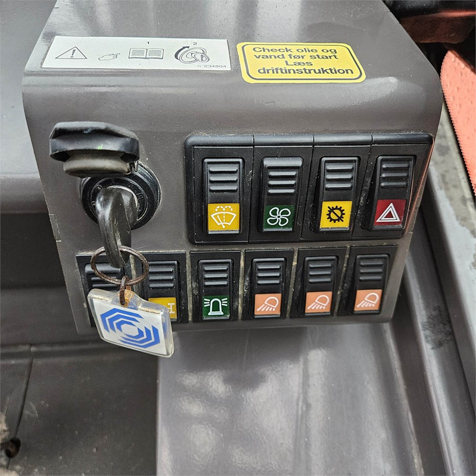 Вилочный погрузчик Manitou M 40-4 T: фото 16