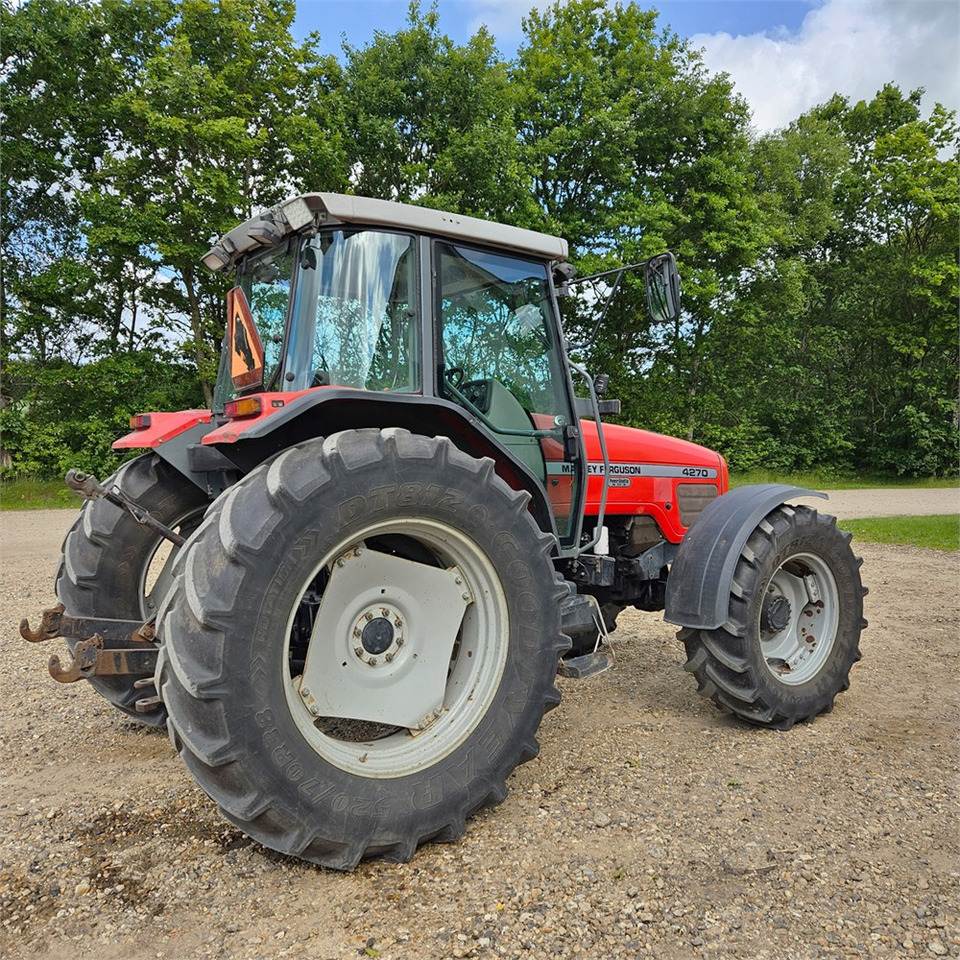 Massey Ferguson 4270 - Трактор: фото 3 Massey Ferguson 4270 - Трактор: фото 3