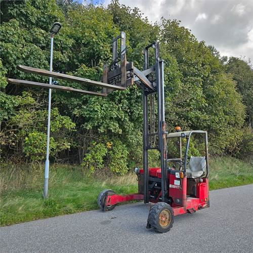 Moffett M4 25.3 - Мобильный вилочный погрузчик: фото 3 Moffett M4 25.3 - Мобильный вилочный погрузчик: фото 3