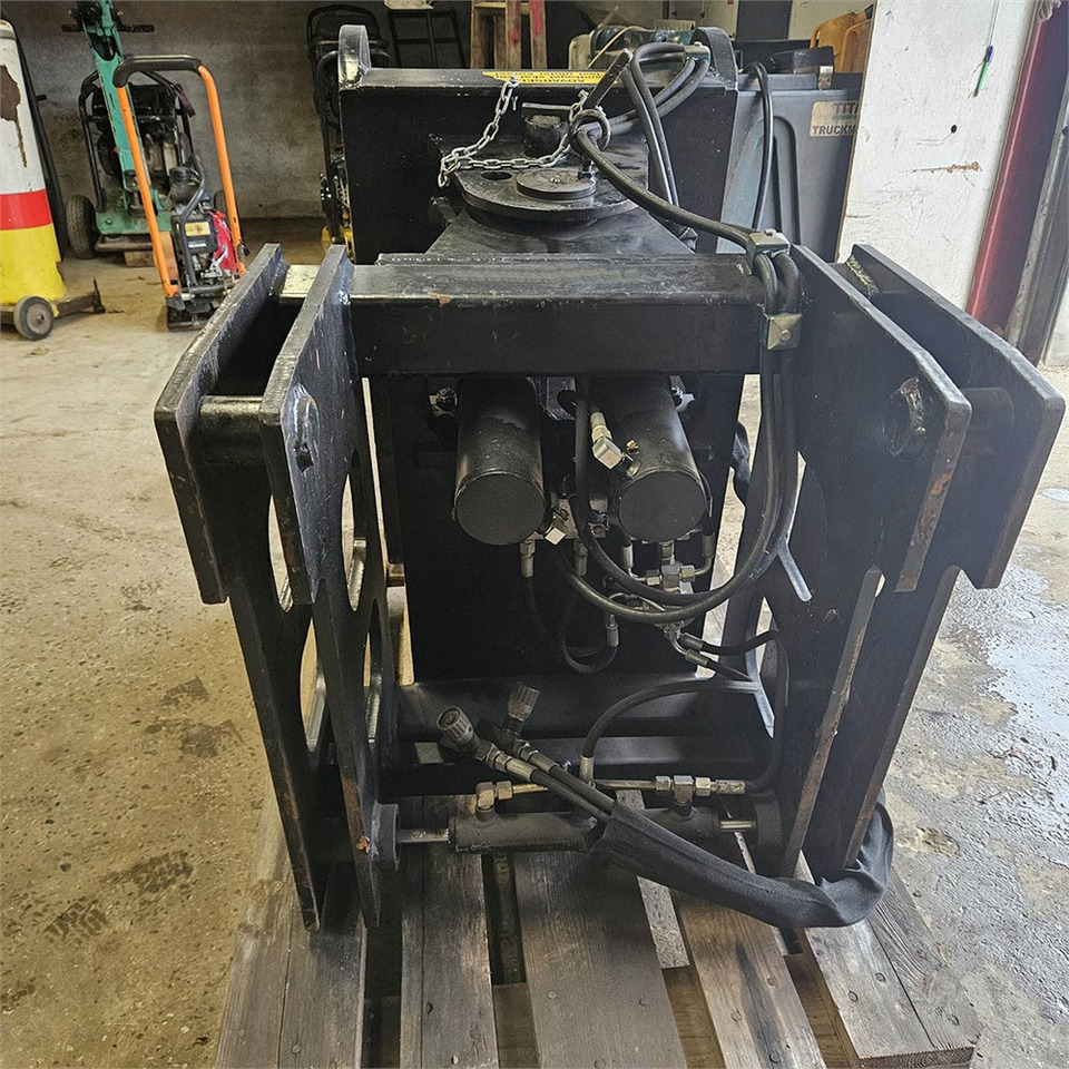 Komatsu 712-714-716-718 serien - Навесное оборудование для Телескопических погрузчиков: фото 5 Komatsu 712-714-716-718 serien - Навесное оборудование для Телескопических погрузчиков: фото 5