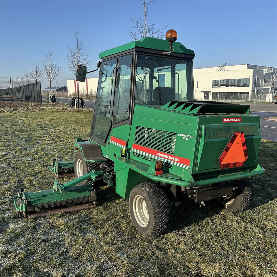 Ransomes Jacobsen Commander 3520 - Газонокосилка: фото 4 Ransomes Jacobsen Commander 3520 - Газонокосилка: фото 4