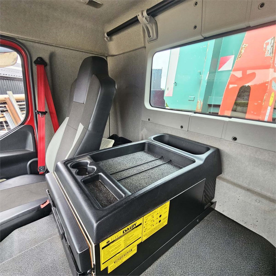 Крюковой мультилифт Renault D 26 Wide: фото 17