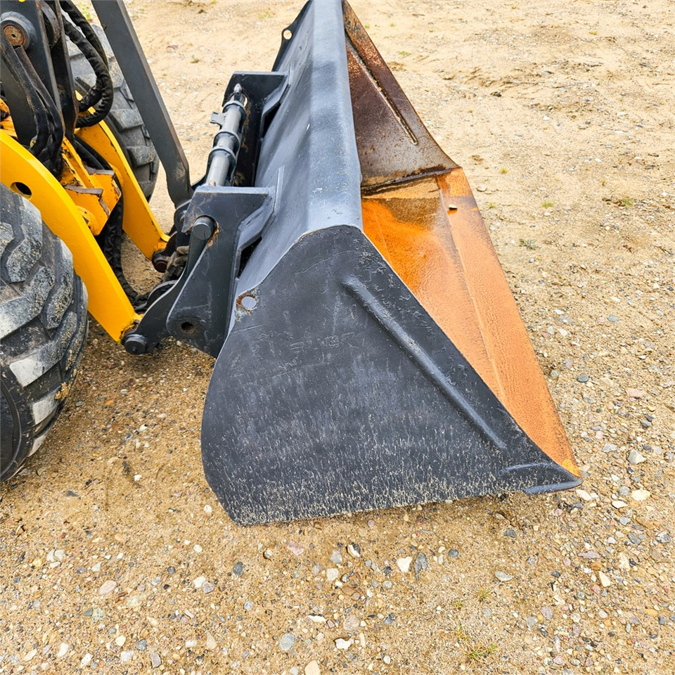 Колёсный погрузчик Schaeff 2445: фото 24 Колёсный погрузчик Schaeff 2445: фото 24