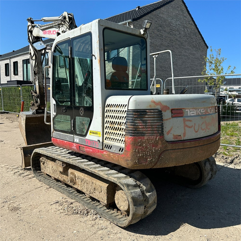 Takeuchi TB175 - Мини-экскаватор: фото 3 Takeuchi TB175 - Мини-экскаватор: фото 3