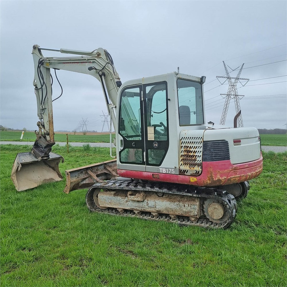Takeuchi TB175 - Мини-экскаватор: фото 3 Takeuchi TB175 - Мини-экскаватор: фото 3