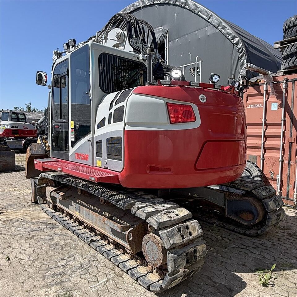 Takeuchi TB2150 R - Гусеничный экскаватор: фото 4 Takeuchi TB2150 R - Гусеничный экскаватор: фото 4