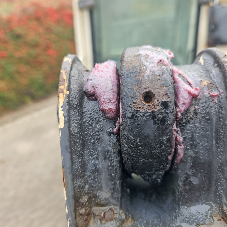 Мини-экскаватор Terex TC16: фото 20