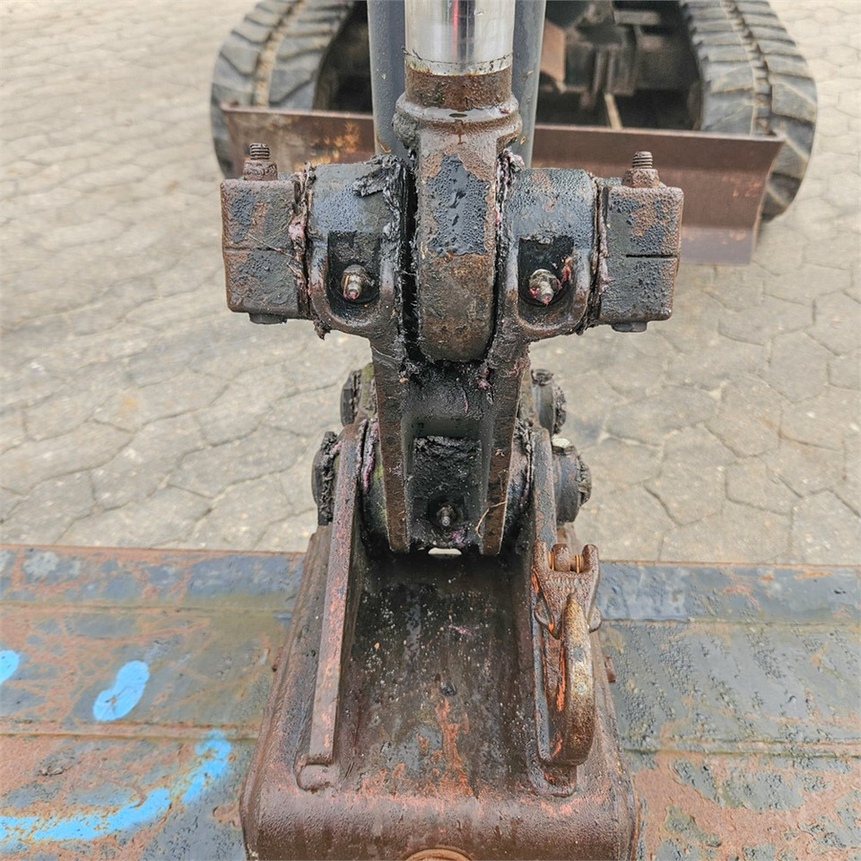 Мини-экскаватор Terex TC16: фото 22