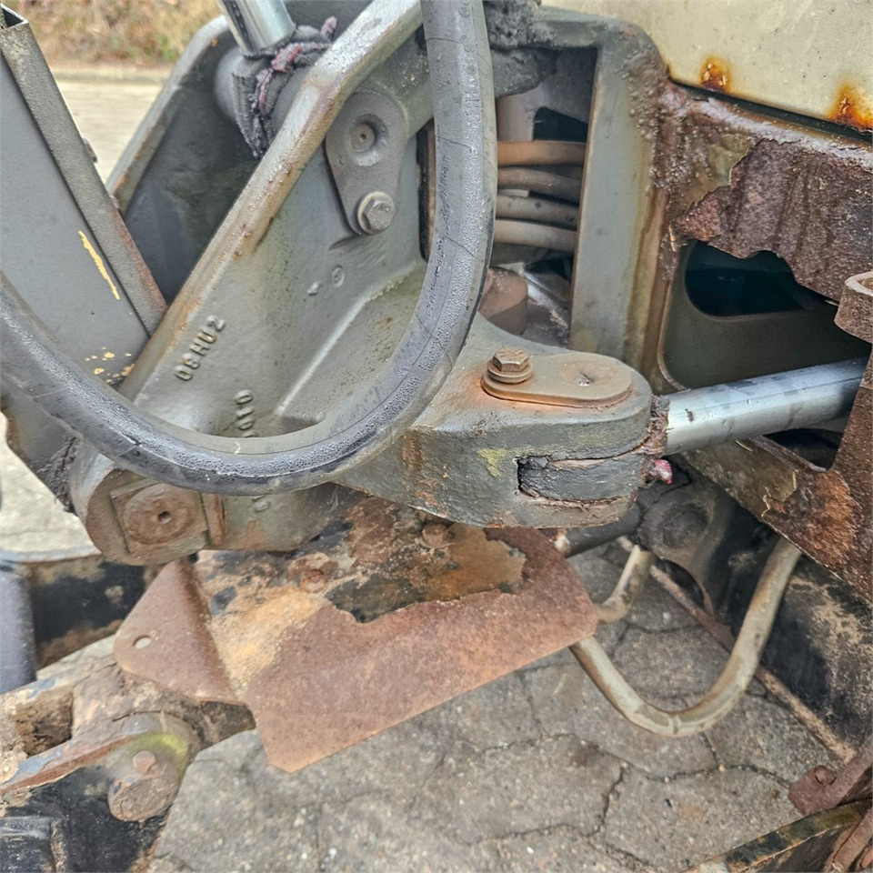 Мини-экскаватор Terex TC16: фото 17