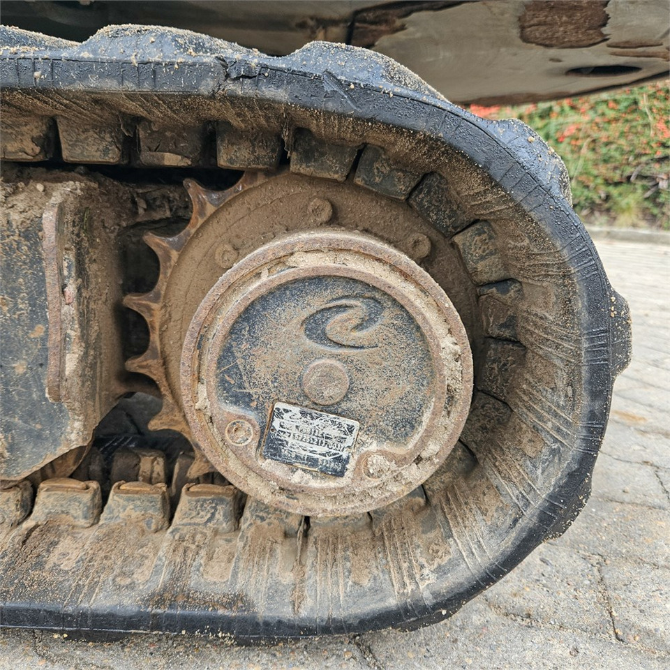 Мини-экскаватор Terex TC16: фото 32