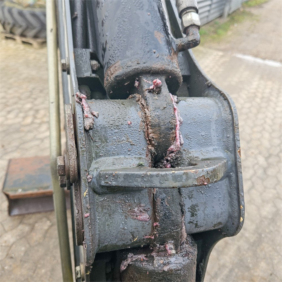 Мини-экскаватор Terex TC16: фото 19