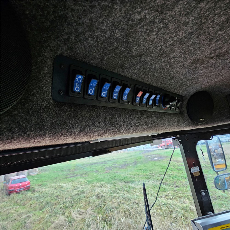 Техника для внесения удобрений Terragator 2104: фото 14