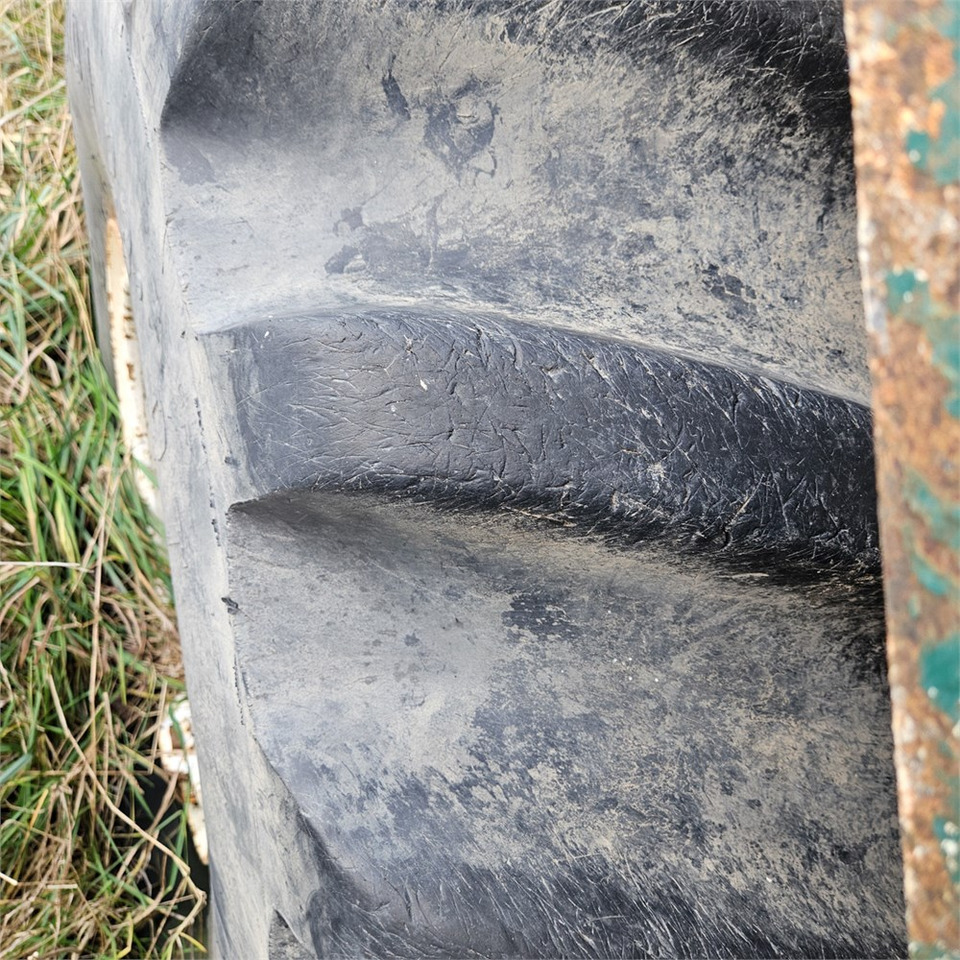 Техника для внесения удобрений Terragator 2104: фото 22