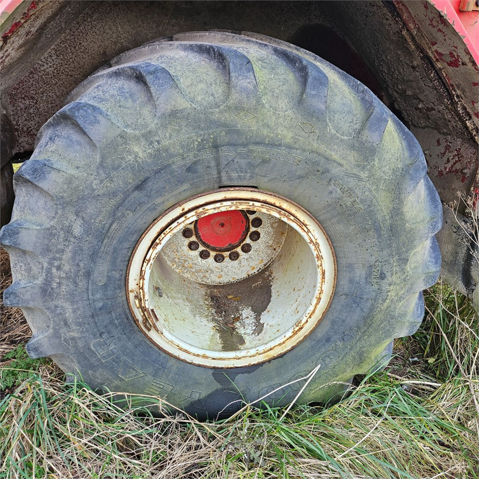 Техника для внесения удобрений Terragator 2104: фото 23