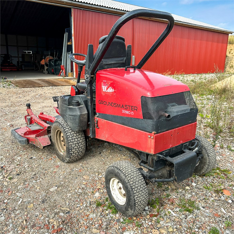 Toro Groundsmaster 3280 D - Газонокосилка: фото 5 Toro Groundsmaster 3280 D - Газонокосилка: фото 5
