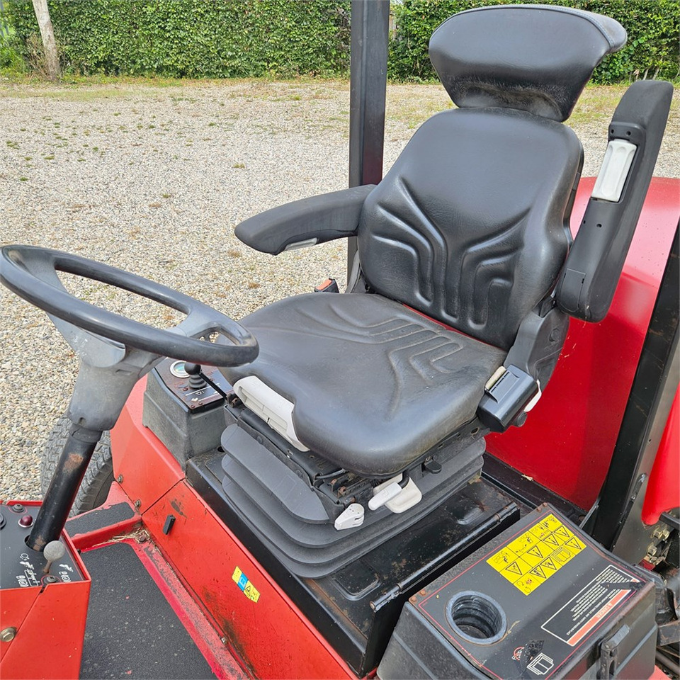 Toro Reelmaster 6500 D лизинг Toro Reelmaster 6500 D: фото 9 Toro Reelmaster 6500 D лизинг Toro Reelmaster 6500 D: фото 9