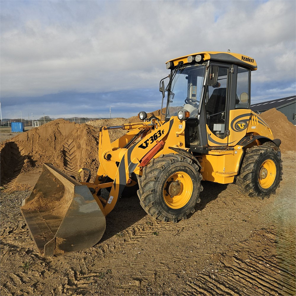 Venieri VF 363 F - Колёсный погрузчик: фото 1 Venieri VF 363 F - Колёсный погрузчик: фото 1