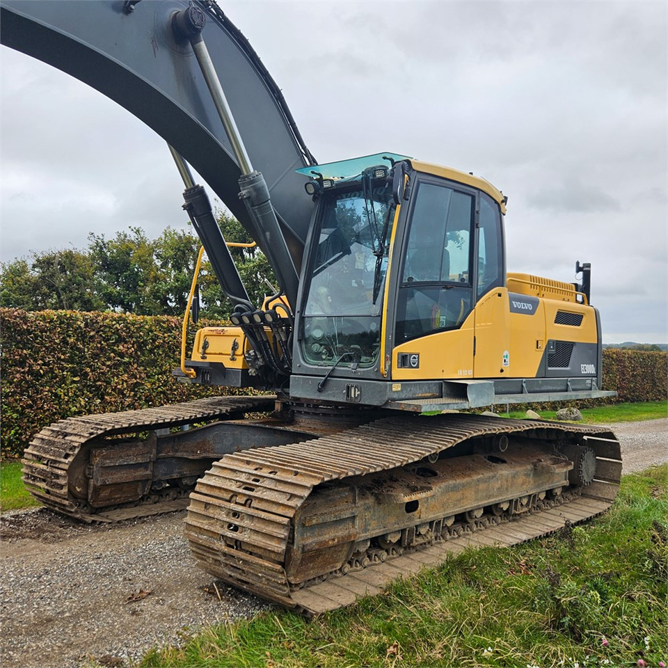 Volvo EC300 DL - Гусеничный экскаватор: фото 2 Volvo EC300 DL - Гусеничный экскаватор: фото 2