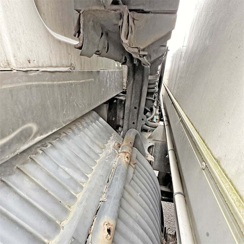 Грузовик с закрытым кузовом Volvo F180 FL 9L: фото 38
