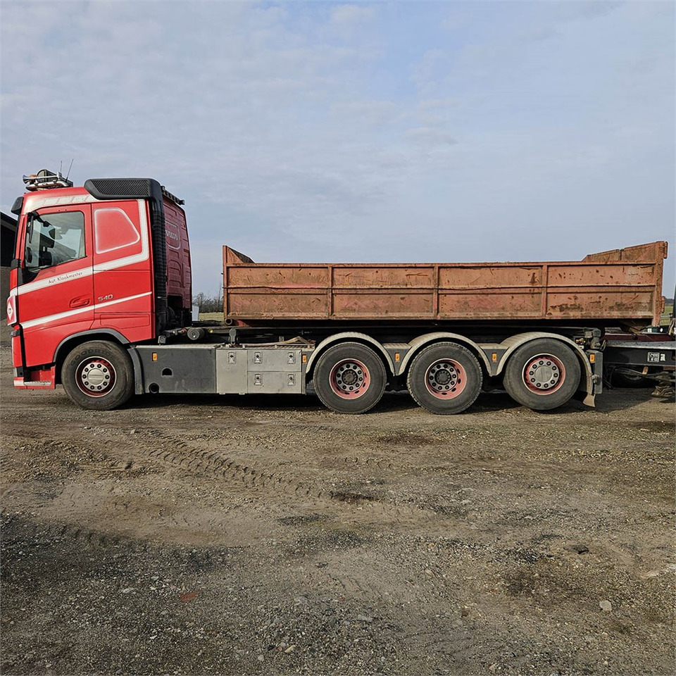 Volvo FH 540 - Тросовый мультилифт: фото 2 Volvo FH 540 - Тросовый мультилифт: фото 2
