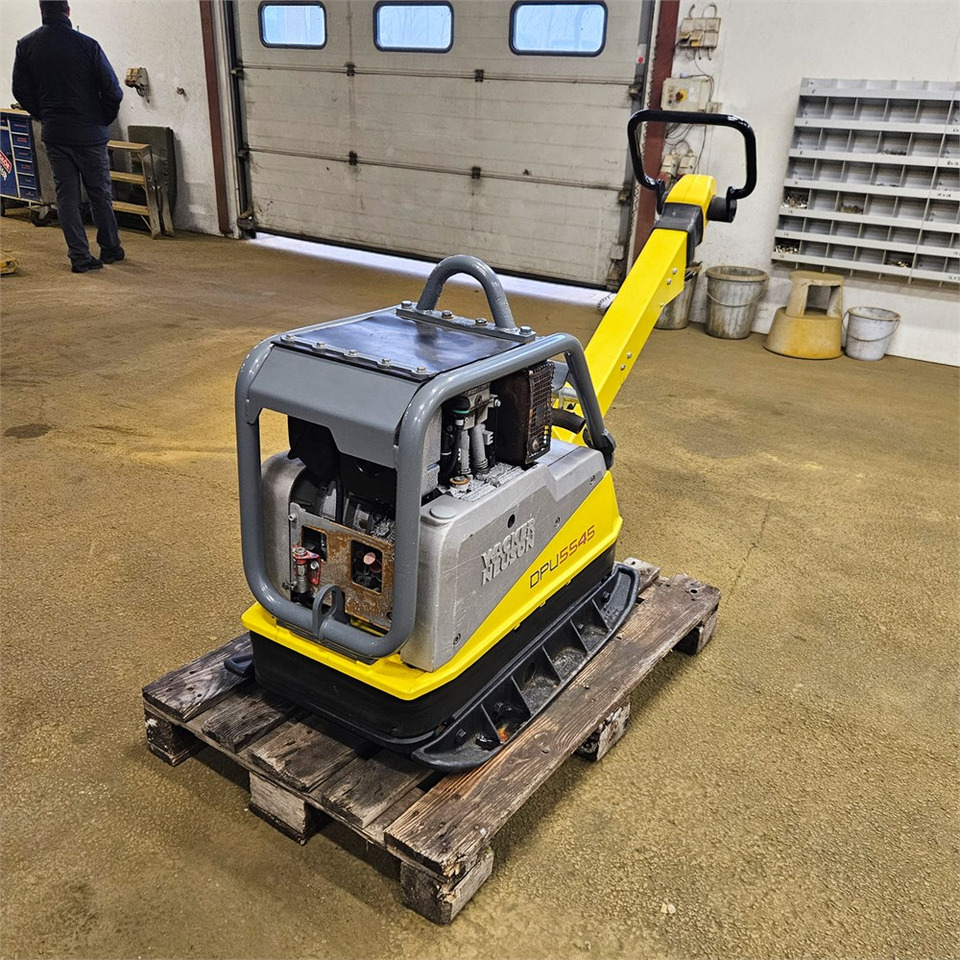 Wacker Neuson DPU 5545 - Виброплита: фото 3 Wacker Neuson DPU 5545 - Виброплита: фото 3