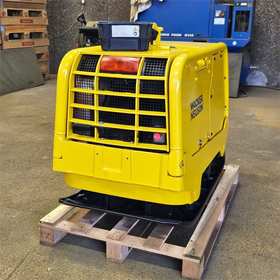 Wacker Neuson DPU 80R - Виброплита: фото 4 Wacker Neuson DPU 80R - Виброплита: фото 4