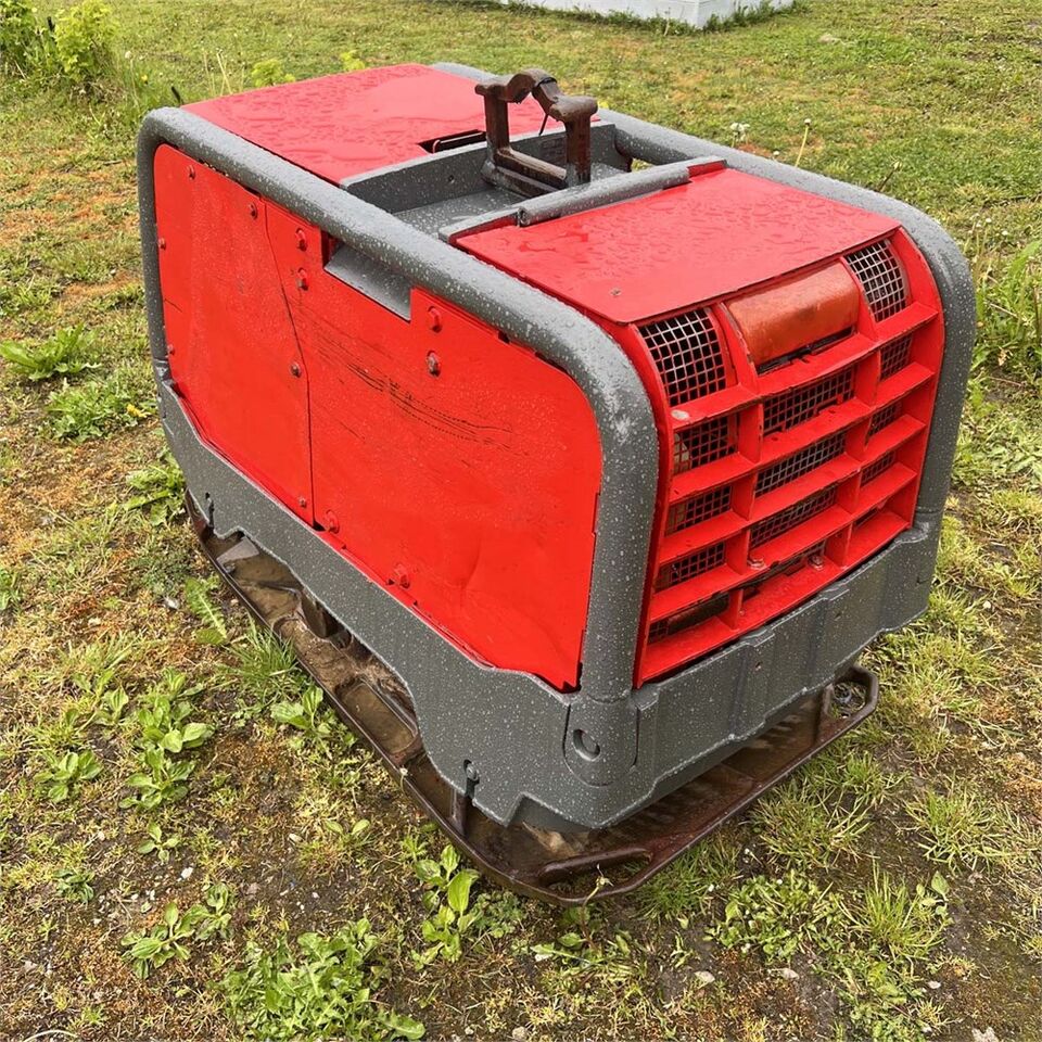 Wacker Neuson DPU80 R LEM 670 - Виброплита: фото 1 Wacker Neuson DPU80 R LEM 670 - Виброплита: фото 1
