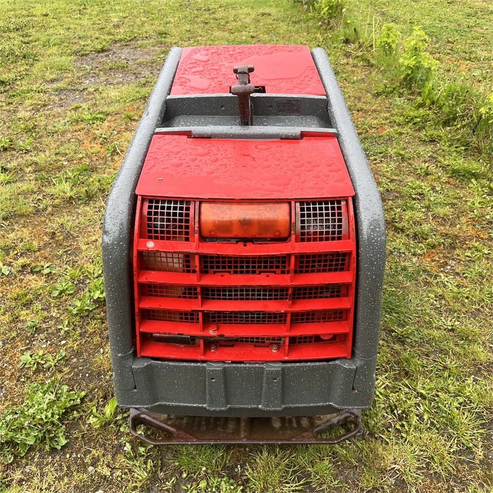 Wacker Neuson DPU80 R LEM 670 - Виброплита: фото 2 Wacker Neuson DPU80 R LEM 670 - Виброплита: фото 2