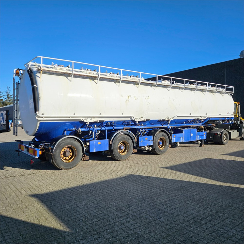 Welgro 97WSL43-32 Food tank - Полуприцеп-цистерна: фото 3 Welgro 97WSL43-32 Food tank - Полуприцеп-цистерна: фото 3