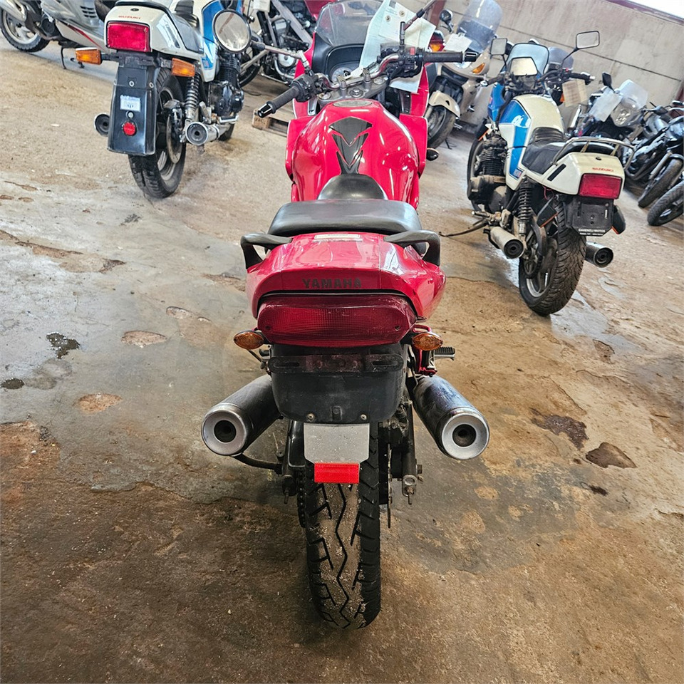 Yamaha XJ600 Diversion - Мотоцикл: фото 4 Yamaha XJ600 Diversion - Мотоцикл: фото 4