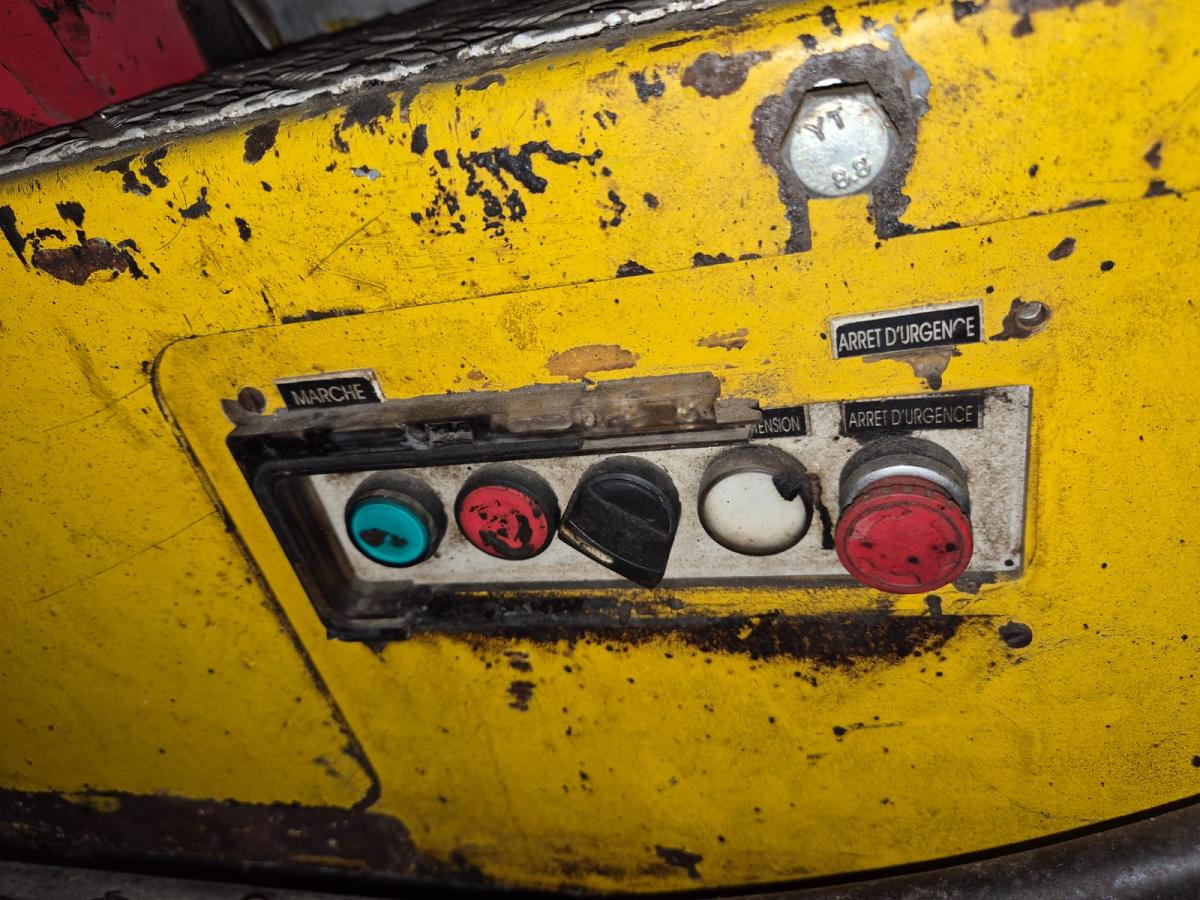 Гудронатор CMTP BOUILLE TRACTEE 2000 LITRES: фото 9