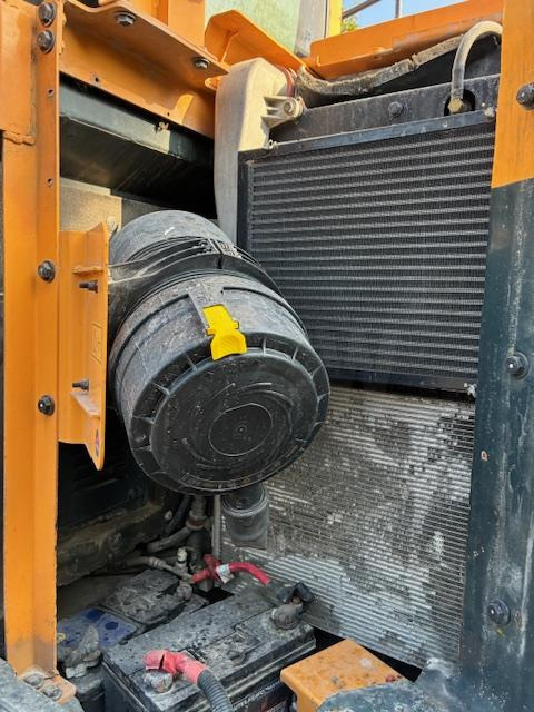 Hyundai ROBEX 145LCR-9A - Гусеничный экскаватор: фото 4 Hyundai ROBEX 145LCR-9A - Гусеничный экскаватор: фото 4