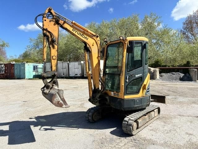 Hyundai ROBEX 27Z-9 - Мини-экскаватор: фото 1 Hyundai ROBEX 27Z-9 - Мини-экскаватор: фото 1
