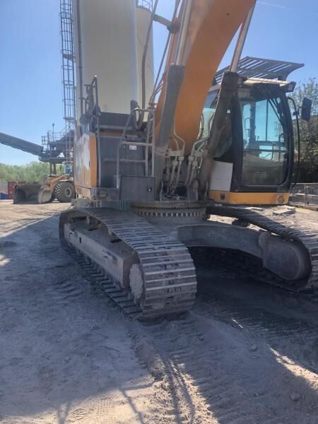 Liebherr R 930NLC - Гусеничный экскаватор: фото 4 Liebherr R 930NLC - Гусеничный экскаватор: фото 4
