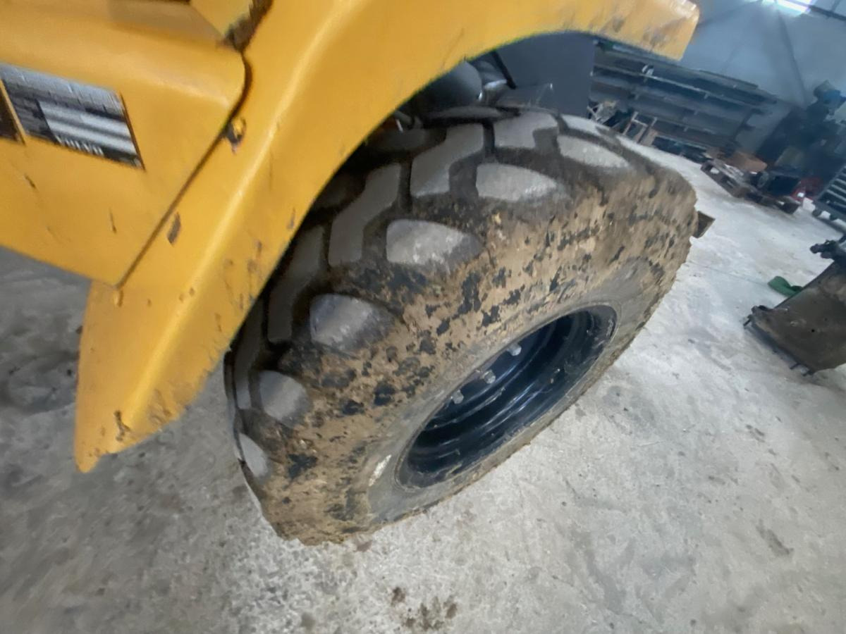 Компактный фронтальный погрузчик Volvo L 30 B ZX: фото 15 Компактный фронтальный погрузчик Volvo L 30 B ZX: фото 15