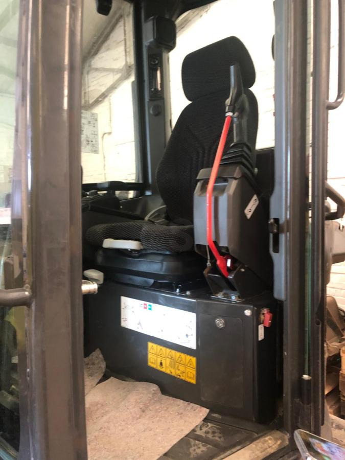 Yanmar AMX 50 - Мини-экскаватор: фото 5 Yanmar AMX 50 - Мини-экскаватор: фото 5