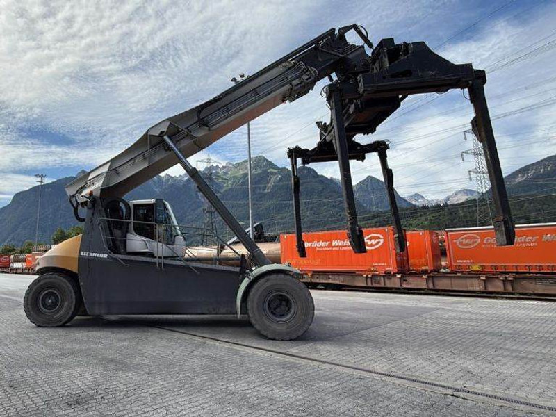 Liebherr LRS545 Intermodal - Ричстакер: фото 3 Liebherr LRS545 Intermodal - Ричстакер: фото 3