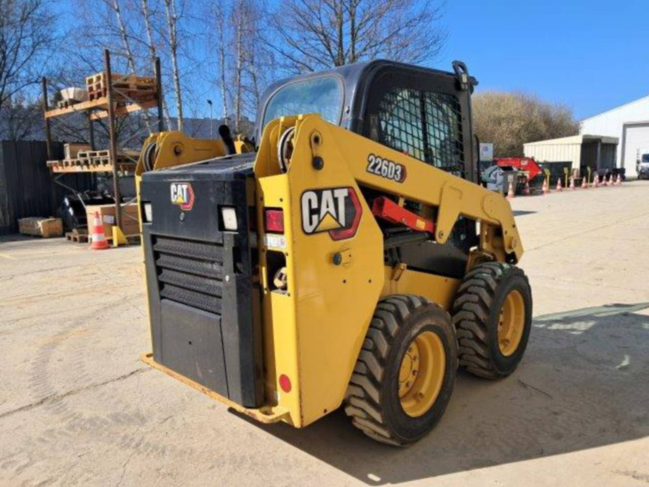 CAT 226D3 - Мини-погрузчик с бортовым поворотом: фото 3 CAT 226D3 - Мини-погрузчик с бортовым поворотом: фото 3
