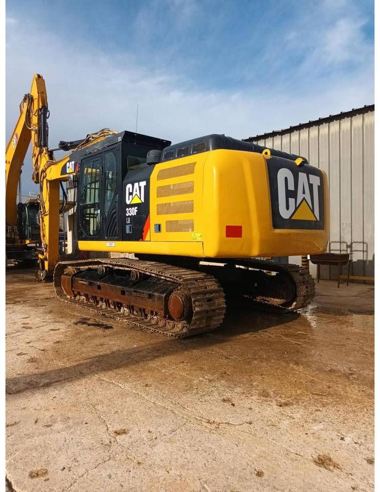 CAT 330F - Гусеничный экскаватор: фото 2 CAT 330F - Гусеничный экскаватор: фото 2