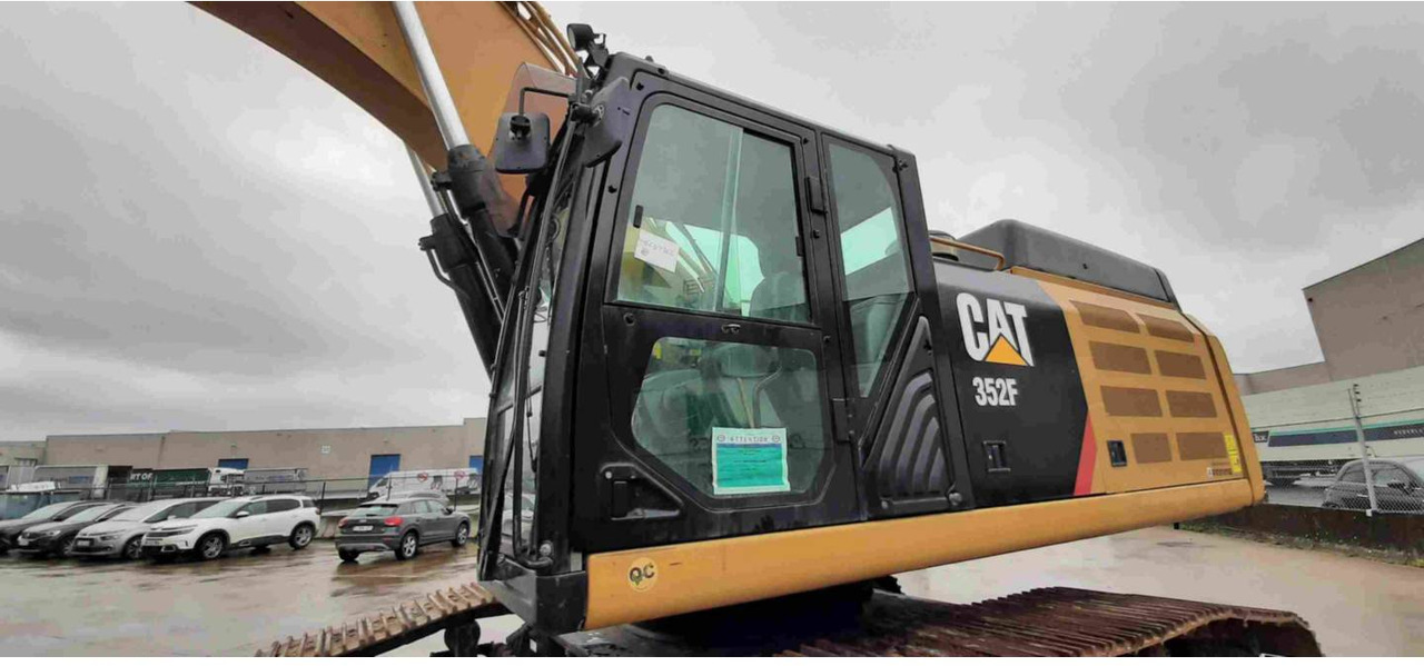 Гусеничный экскаватор CAT 352F: фото 15
