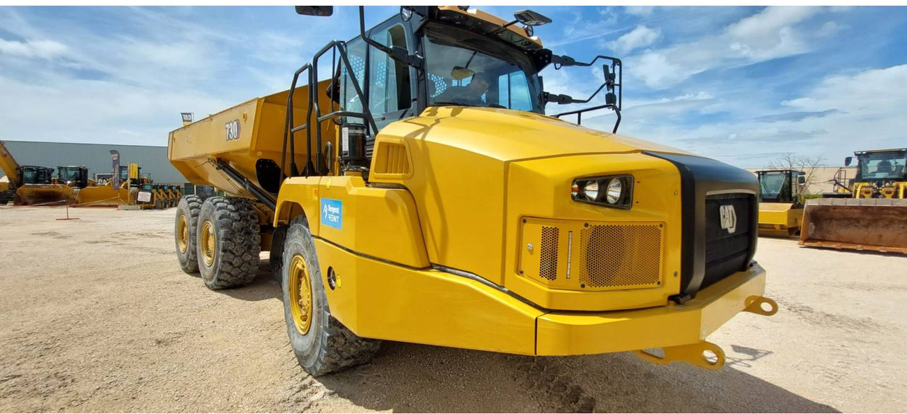 CAT 730 - Сочленённый самосвал: фото 3 CAT 730 - Сочленённый самосвал: фото 3