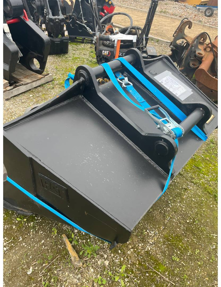 CAT BUCKET/1800MM/S70/GODET - Ковш для экскаватора: фото 1 CAT BUCKET/1800MM/S70/GODET - Ковш для экскаватора: фото 1