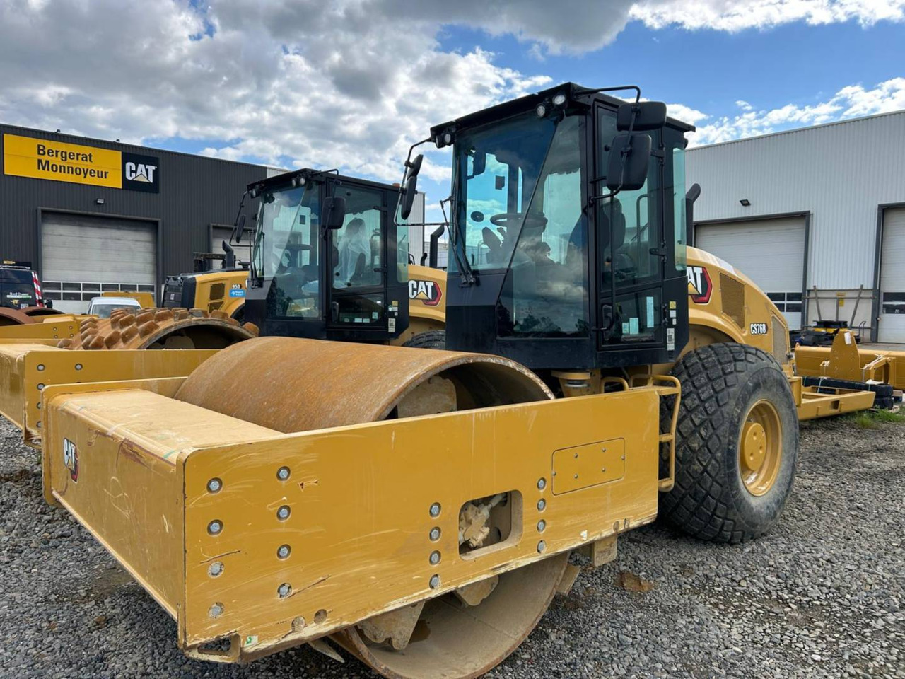 CAT CS76B - Компактор: фото 1 CAT CS76B - Компактор: фото 1