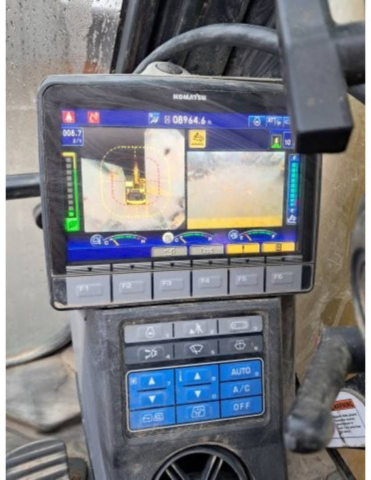 KOMATSU PC240LC7 - Гусеничный экскаватор: фото 5 KOMATSU PC240LC7 - Гусеничный экскаватор: фото 5