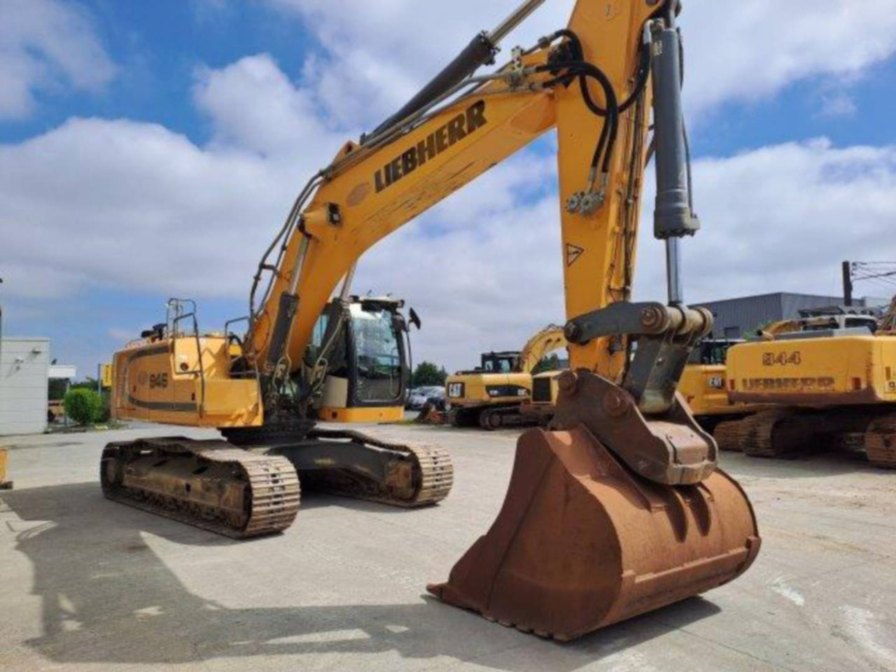 LIEBHERR R946 - Гусеничный экскаватор: фото 2 LIEBHERR R946 - Гусеничный экскаватор: фото 2