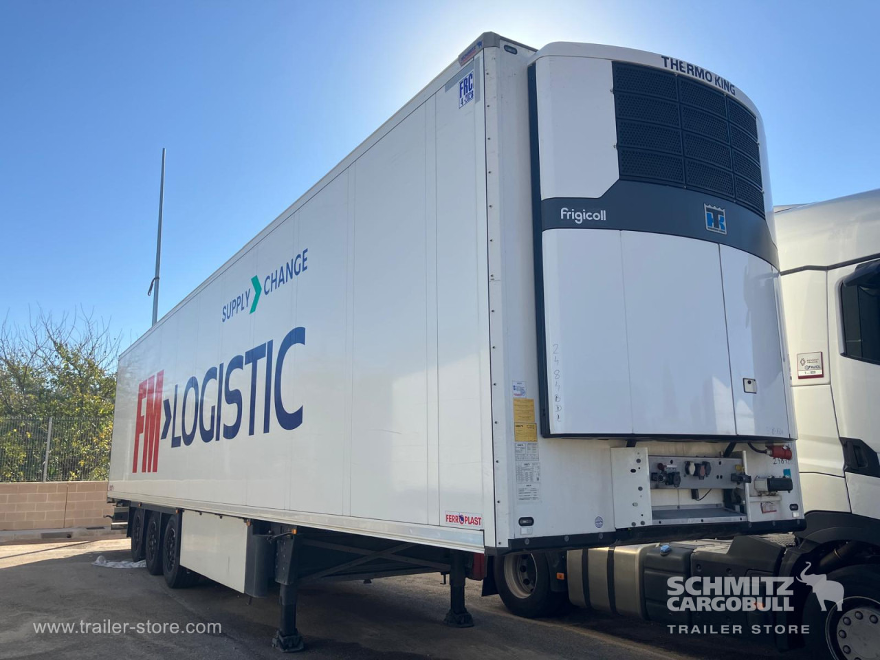 SCHMITZ Semiremolque Frigo Standard Double deck - Изотермический полуприцеп: фото 1 SCHMITZ Semiremolque Frigo Standard Double deck - Изотермический полуприцеп: фото 1
