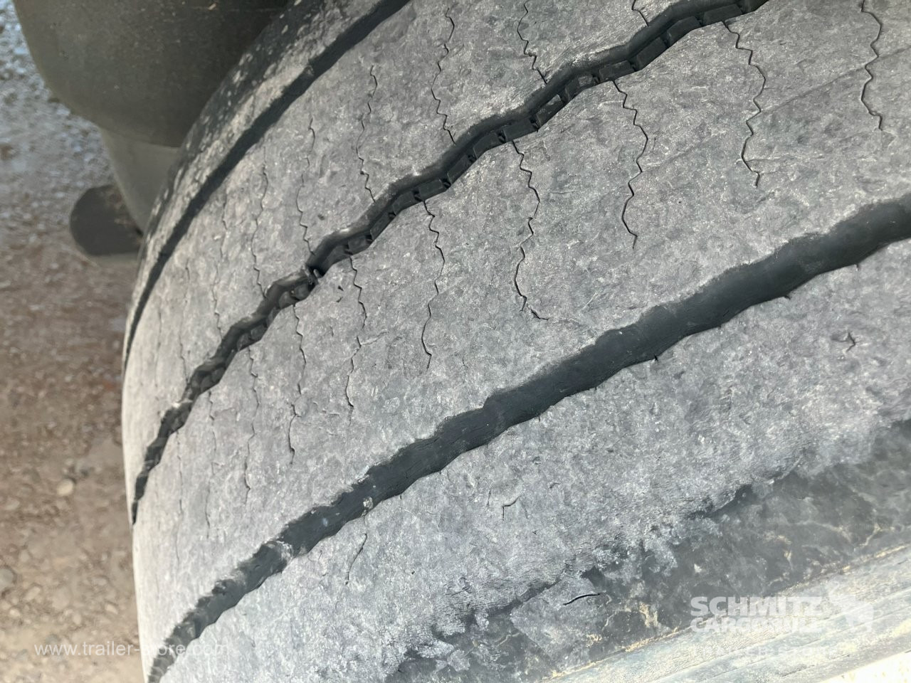 SCHMITZ Semiremolque Frigo Standard - Изотермический полуприцеп: фото 4 SCHMITZ Semiremolque Frigo Standard - Изотермический полуприцеп: фото 4